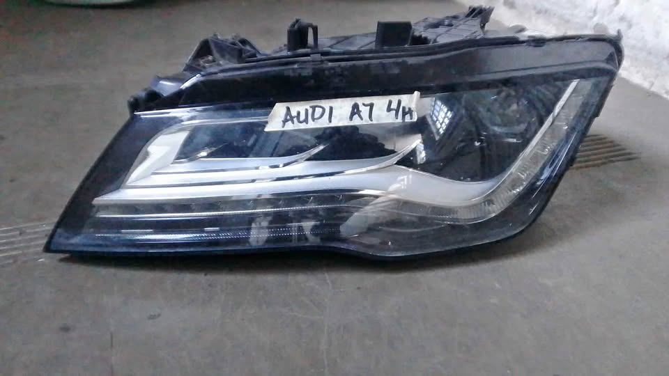 Audi A7 headlight - Private Seller Audi A7 headlight - Private Seller