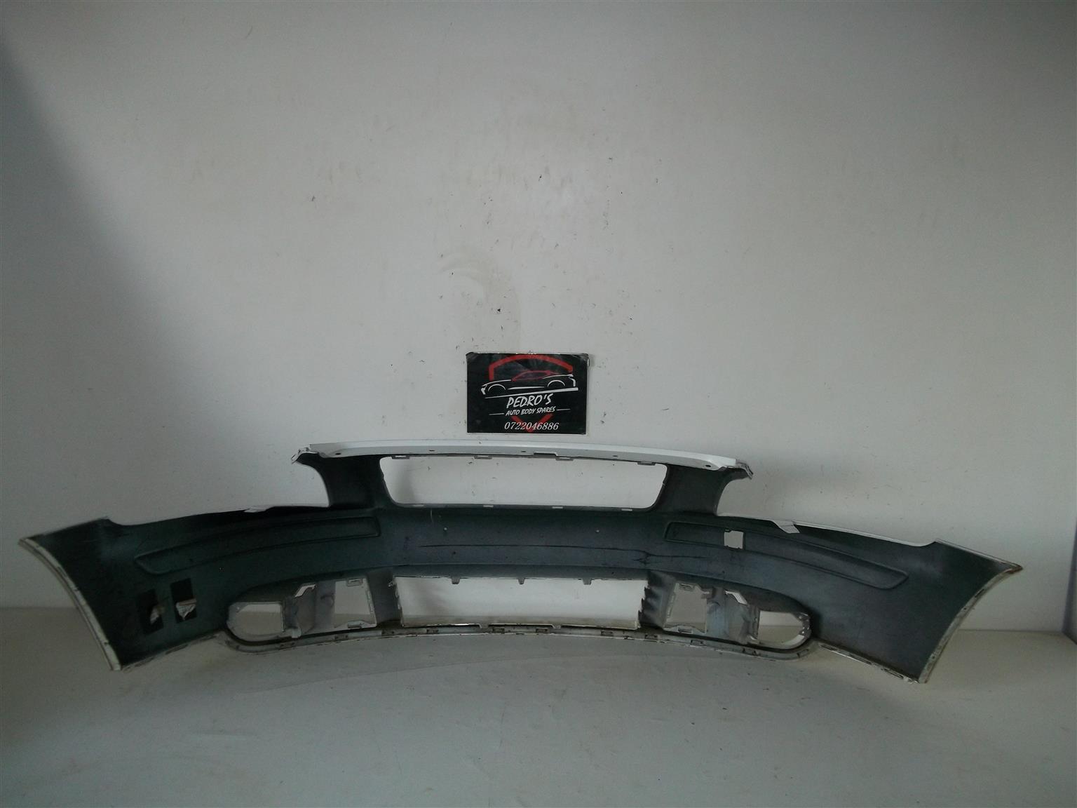 Volvo V50 '04-'07 front bumper - Private Seller Volvo V50 '04-'07 front bumper - Private Seller