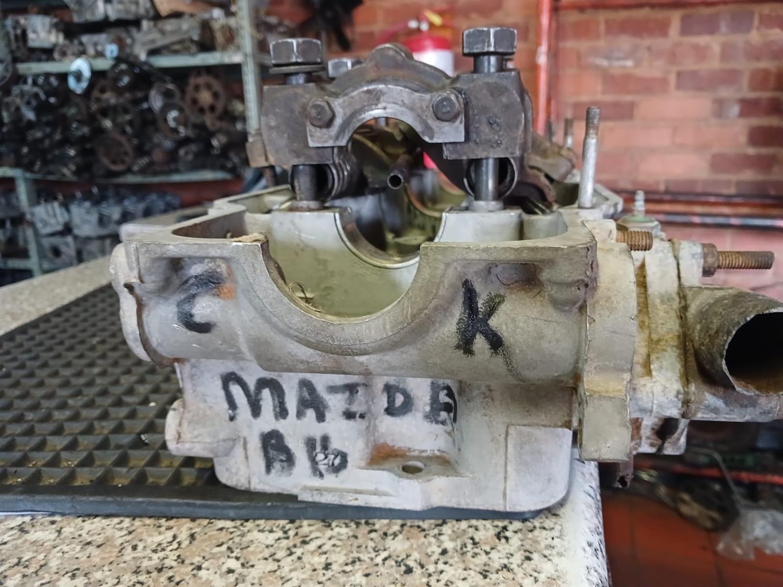 MAZDA B16 CYLINDER HEAD Chain Drive for sale - Private Seller MAZDA B16 CYLINDER HEAD Chain Drive for sale - Private Seller