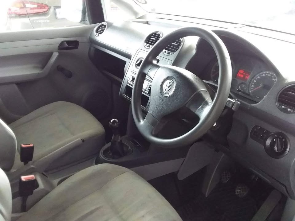 2009 VW Caddy Panel van manual 2009