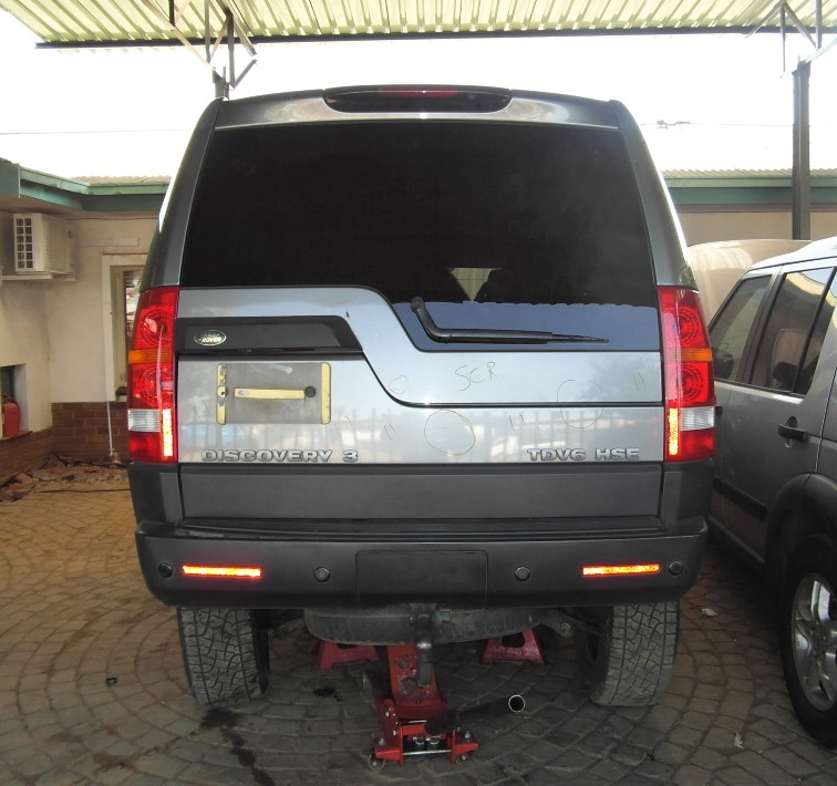 Land Rover Discovery 3 Tailgate for sale | AUTO EZI - Private Seller