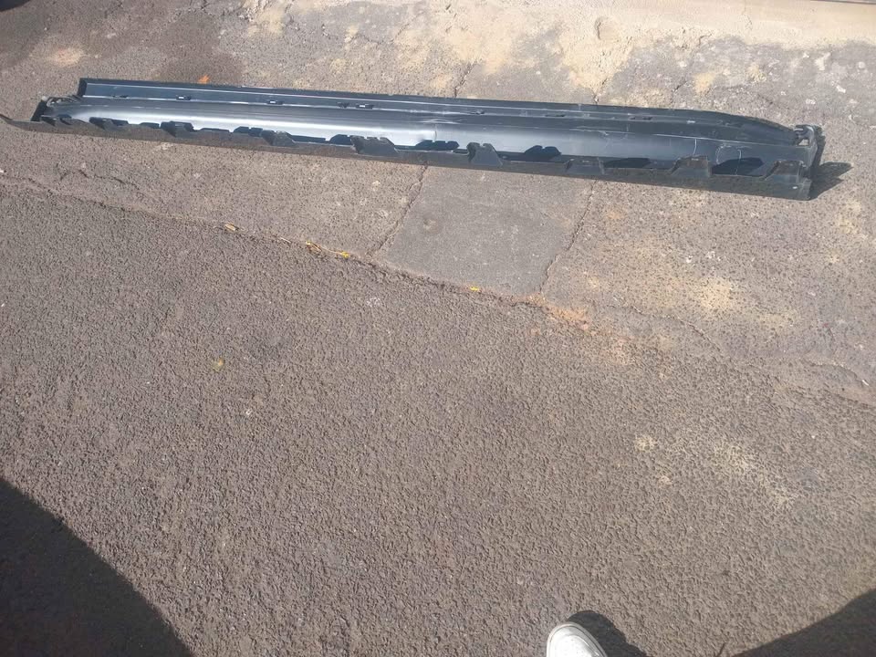Bmw G07 leftside side skate - Private Seller