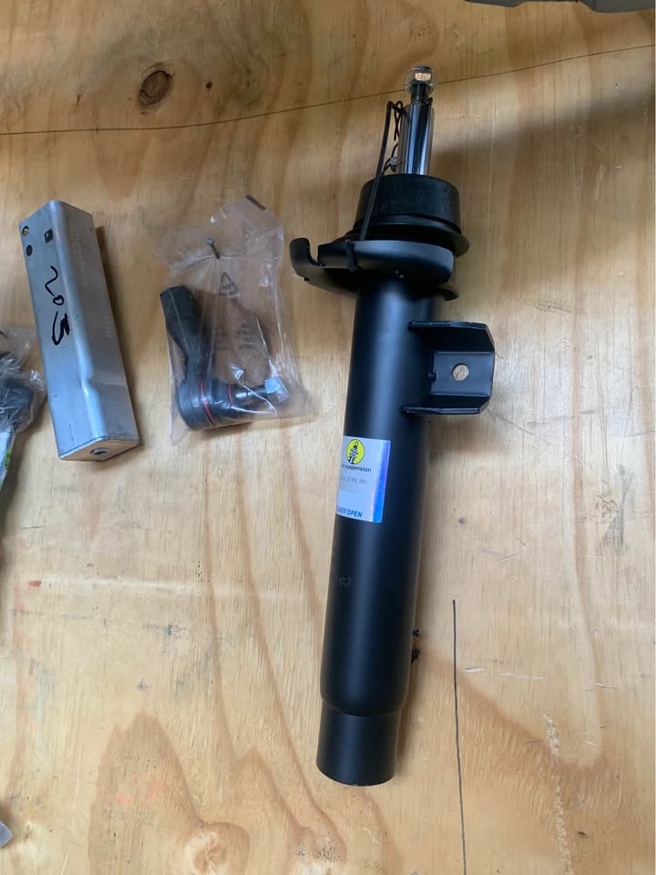 BMW F20,F30,F32 shocks