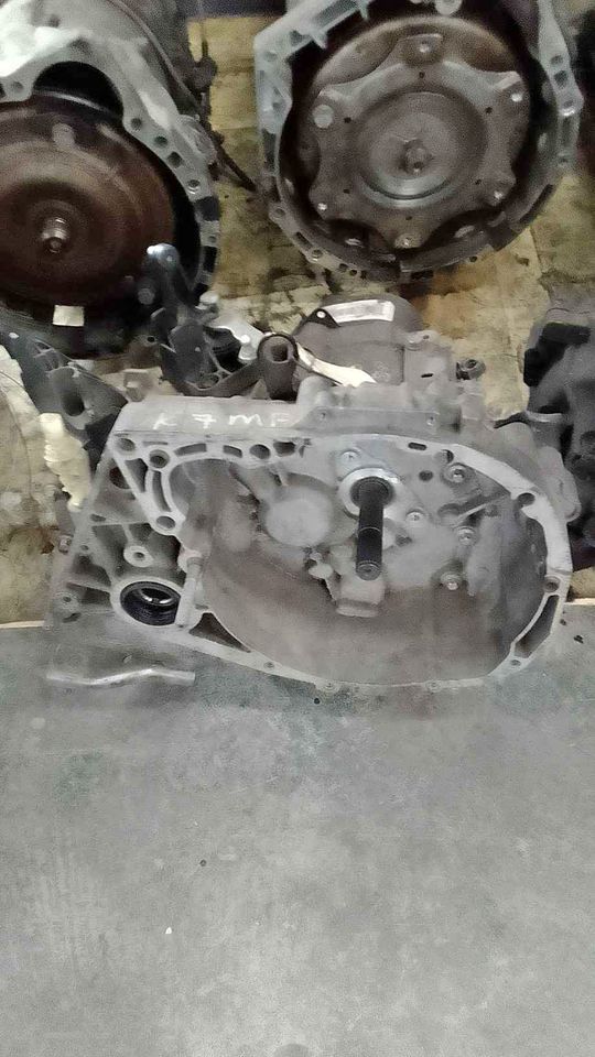 NISSAN NP 200 K7MF 5SPD MANUAL GEARBOX FOR SALE - Private Seller NISSAN NP 200 K7MF 5SPD MANUAL GEARBOX FOR SALE - Private Seller