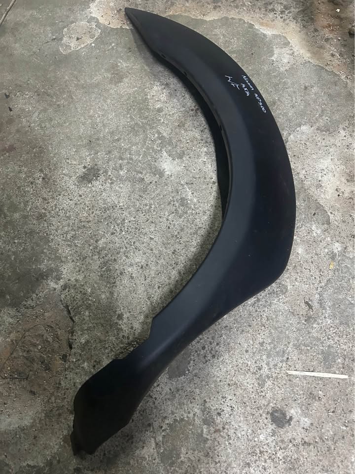 Nissan NP300 Left Front Wheel Arch For Sale - Private Seller Nissan NP300 Left Front Wheel Arch For Sale - Private Seller