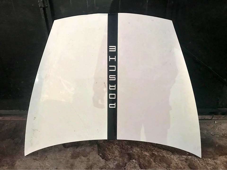 2008 Porsche cayenne bonnet for sale - Private Seller 2008 Porsche cayenne bonnet for sale - Private Seller