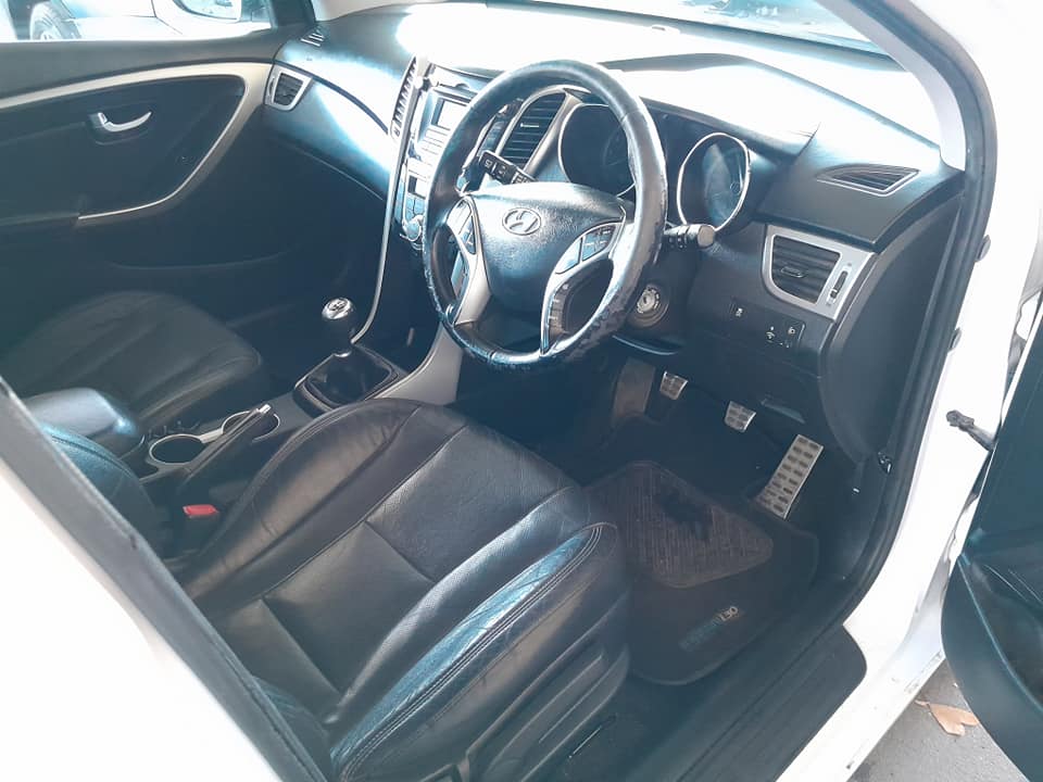 2015 HYUNDAI I30 1.8 SP0RT MANUAL