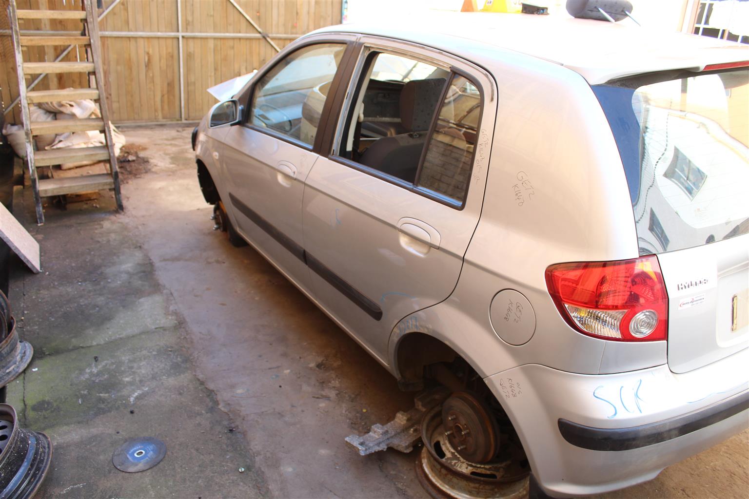 STRIPPING Hyundai Getz 1.6 AT GLS - 2005 - Private Seller STRIPPING Hyundai Getz 1.6 AT GLS - 2005 - Private Seller