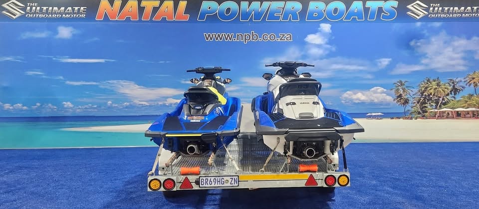 2023 YAMAHA FX 1800 HO  YAMAHA EXR