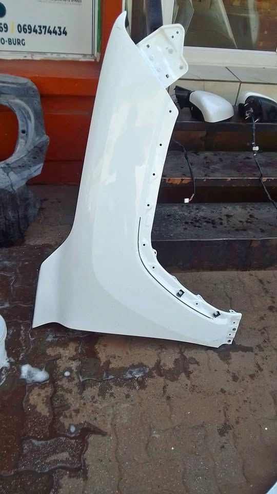 Toyota land cruiser Prado LC 300 fender - Private Seller Toyota land cruiser Prado LC 300 fender - Private Seller
