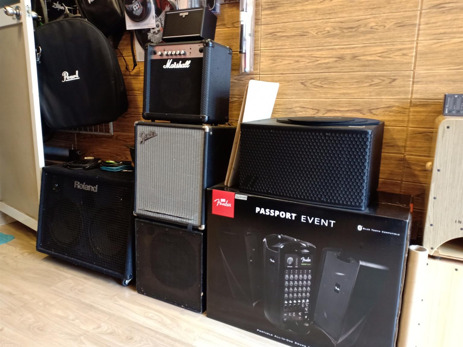 New Fender Passport EVENT 375W Portable PA System