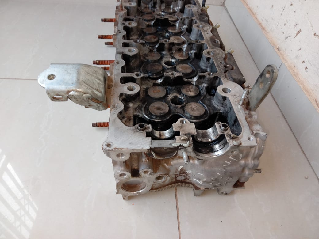 Toyota Hilux 3.0D4D Cylinder Head - Private Seller