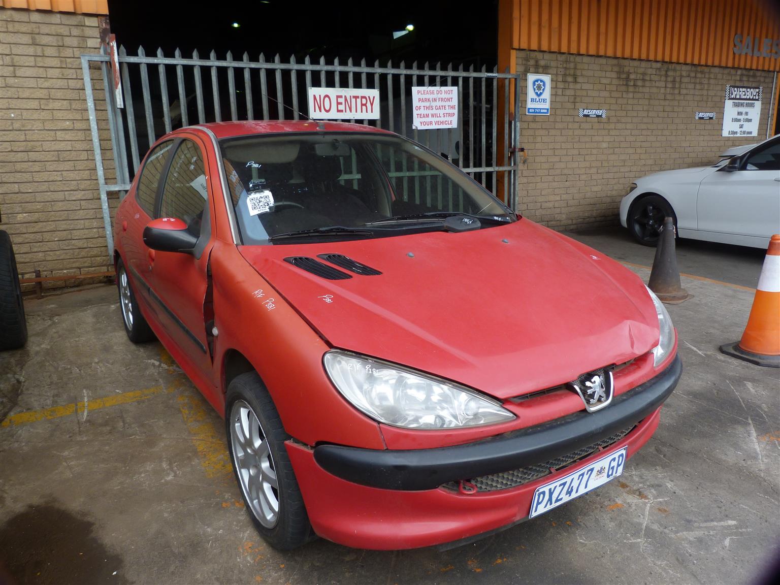 STRIPPING PEUGEOT 206 1.4 XLINE 2004 RED - Private Seller STRIPPING PEUGEOT 206 1.4 XLINE 2004 RED - Private Seller