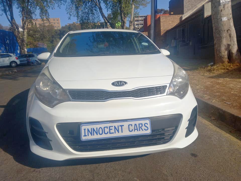 2016 KIA RIO HATCHBACK 1.2 ENGINE PETROL, MANUAL, MILEAGE 85000KMS, WHITE COLOR, 2016 KIA RIO HATCHBACK 1.2 ENGINE PETROL, MANUAL, MILEAGE 85000KMS, WHITE COLOR,