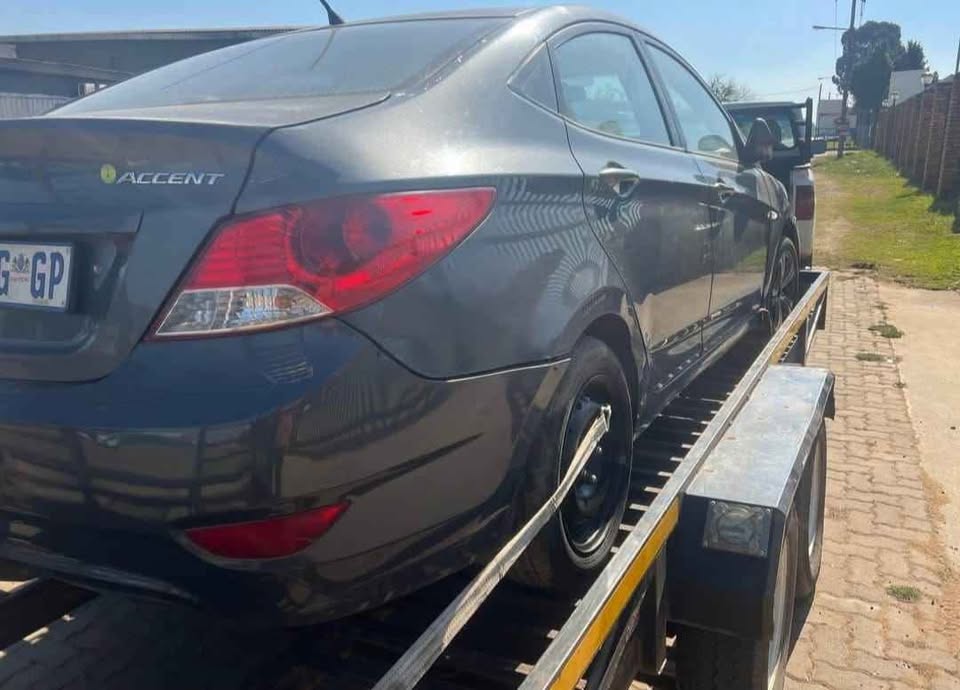 2011 up Hyundai accent eng code G4FC 1.6 stripping for parts my number WhatsApp or cell - Private Seller