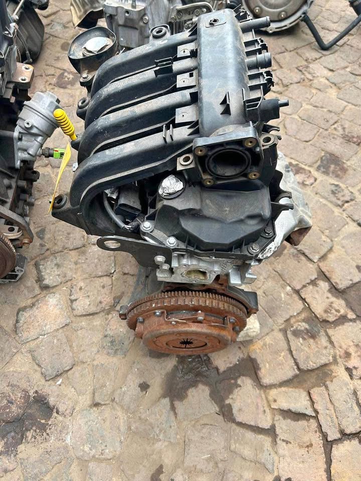 Renault Clio D4F Engine For Sale Call or WhatsApp
