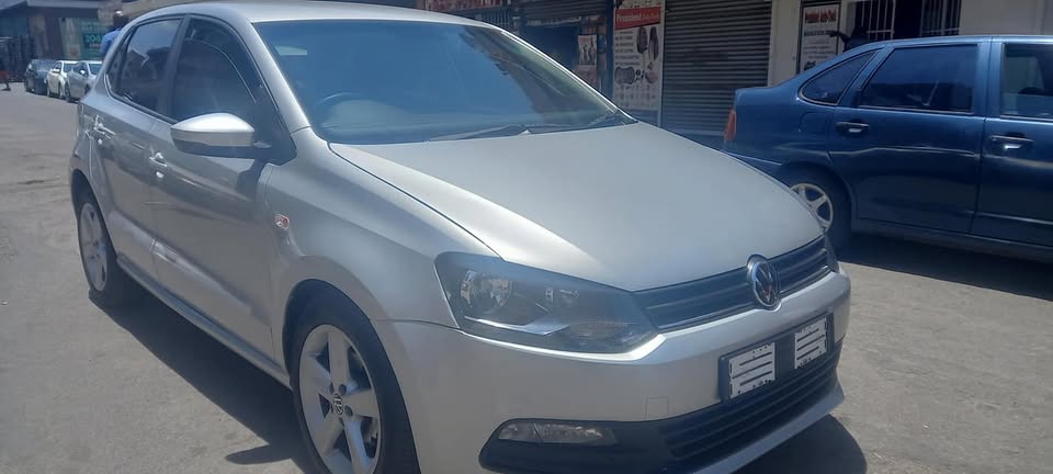 2023 VW POLO VIVO 1.4 COMFORTLINE PETROL, MANUAL, MILEAGE 10000KM, SILVER