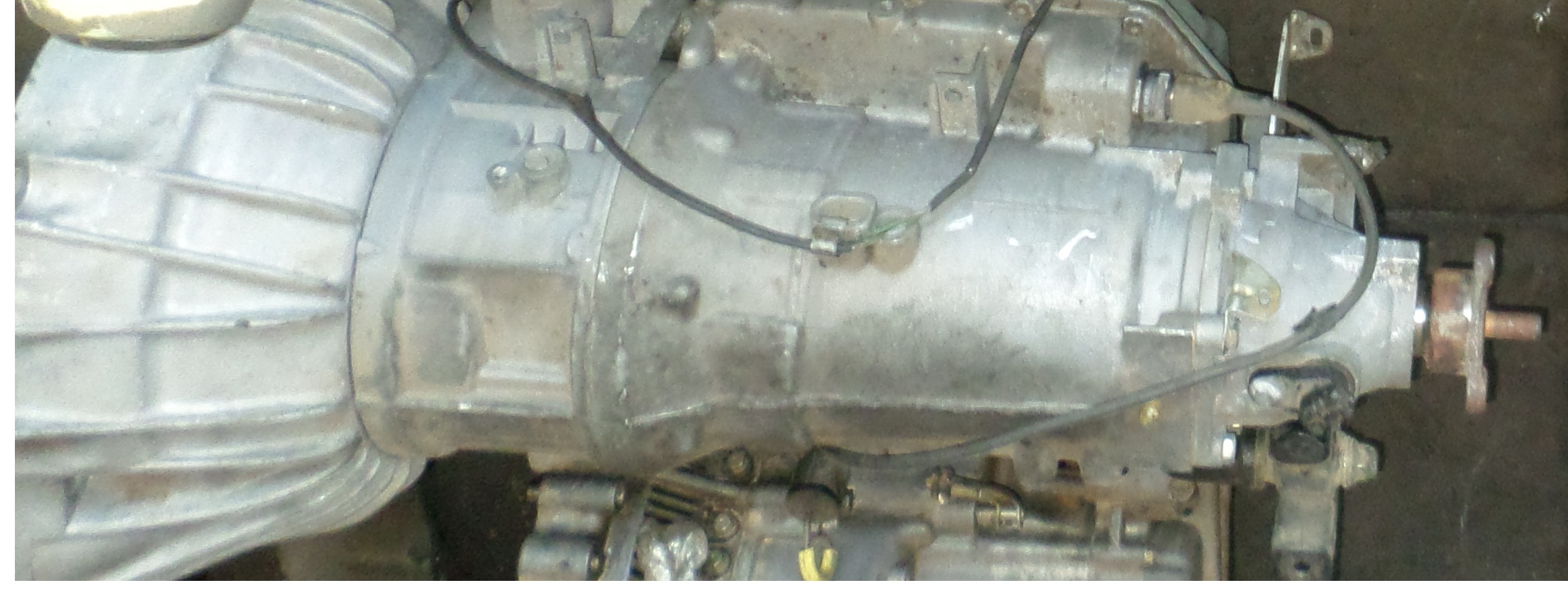 TATA 2.2 4X4 GEARBOX BOX FOR SALE - Private Seller TATA 2.2 4X4 GEARBOX BOX FOR SALE - Private Seller