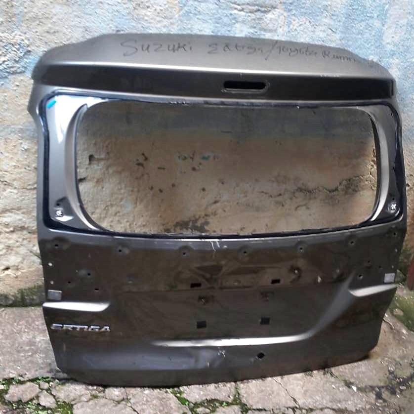 Suzuki Ertiga tailgate - Private Seller Suzuki Ertiga tailgate - Private Seller