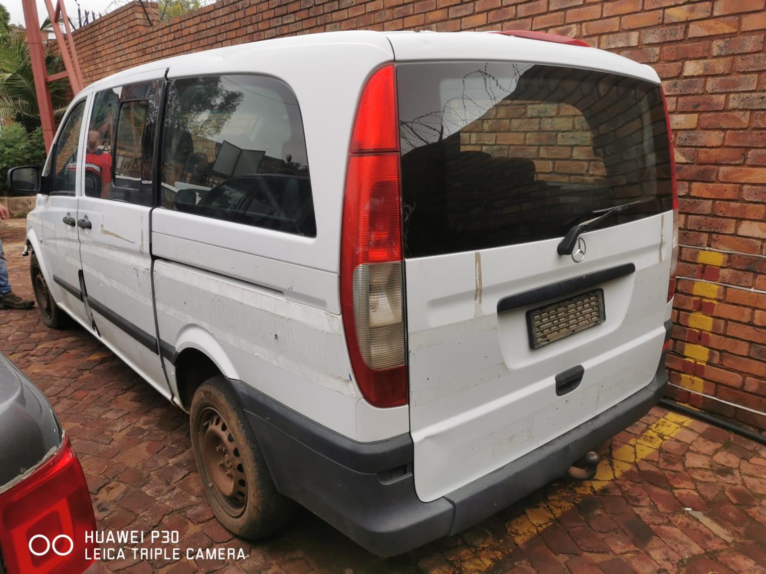 2009 Mercedes Vito 115 manual diesel stripping used parts