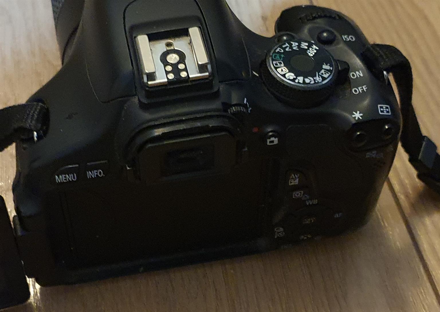 Bargain Canon EOS 600D Camera with Zoom lens Photo&Video function Build in Flash