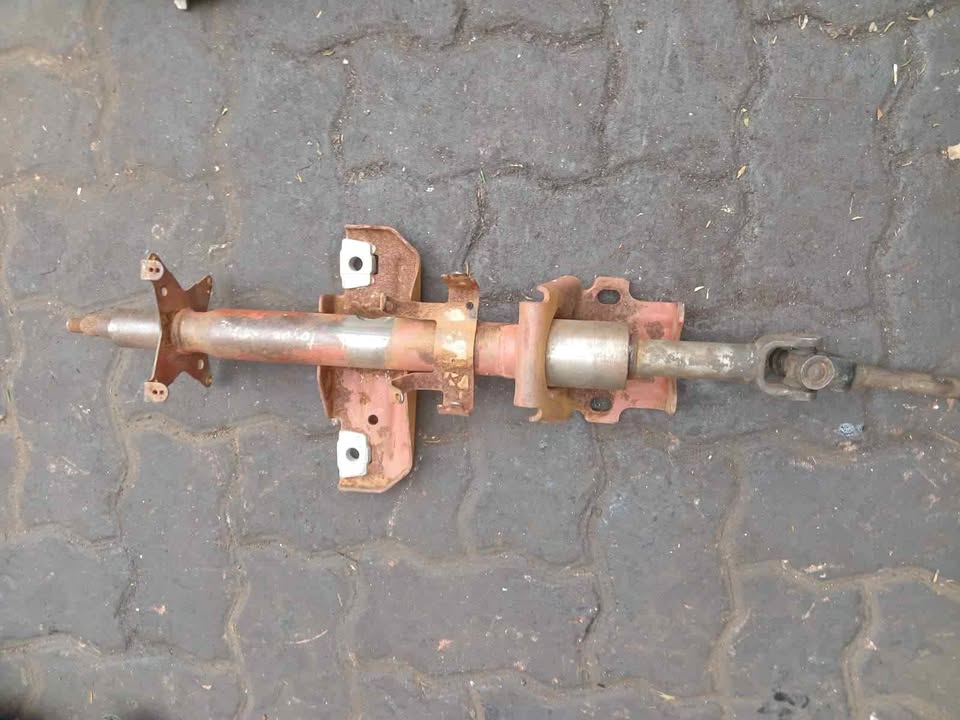 Toyota Tazz steering column - Private Seller Toyota Tazz steering column - Private Seller