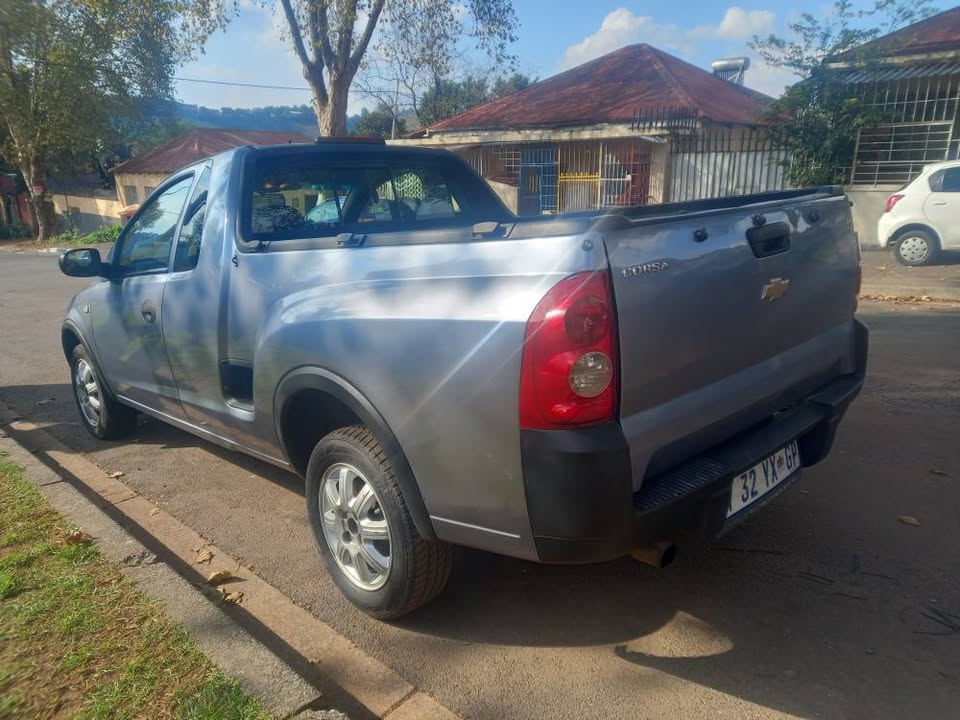 2011 Opel Corsa Bakkie 1.4 Petrol, Manual, Grey . Spare key
