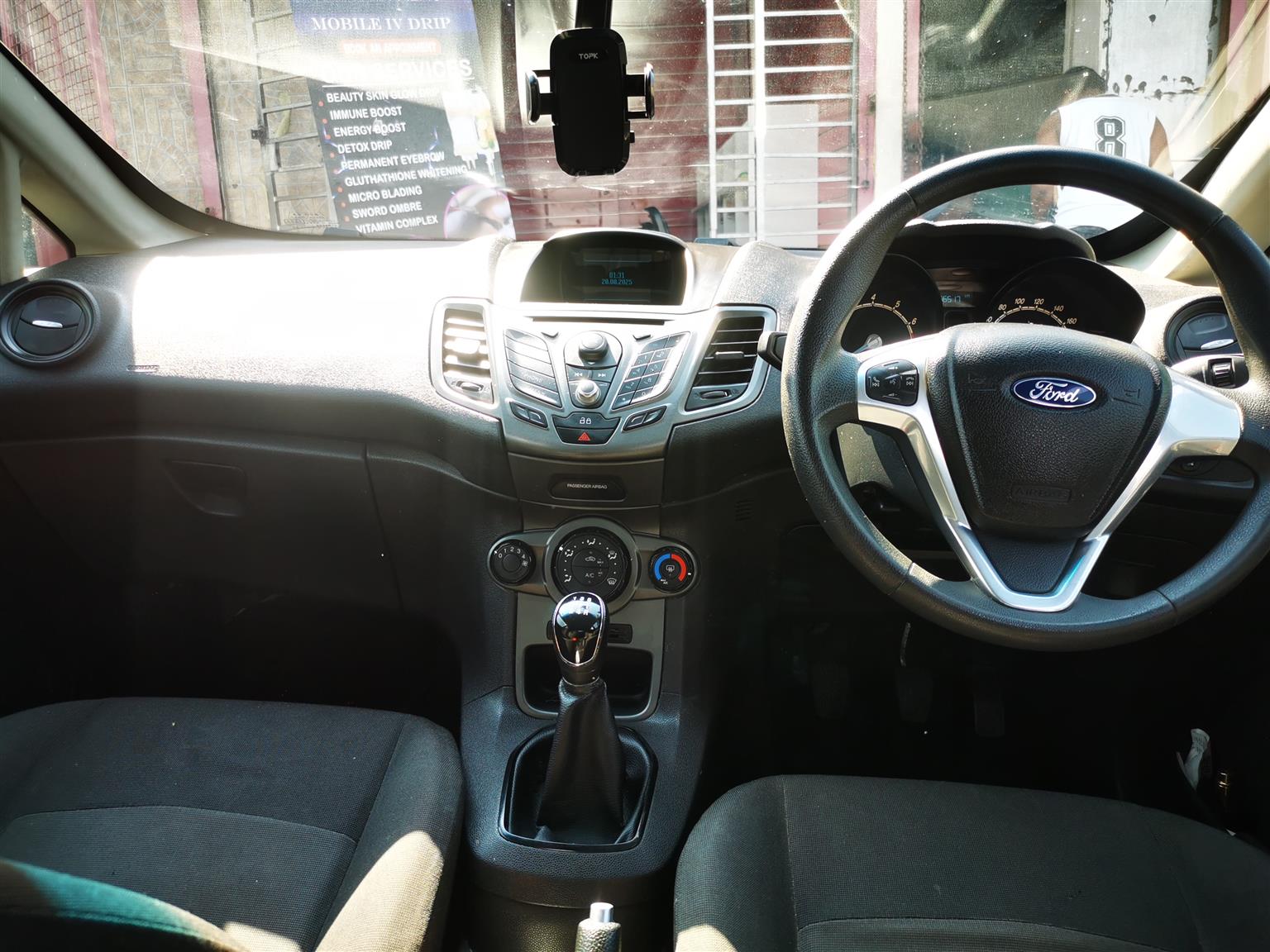 Used 2014 Ford Fiesta 5-door 1.4 Ambiente - Private Seller Used 2014 Ford Fiesta 5-door 1.4 Ambiente - Private Seller