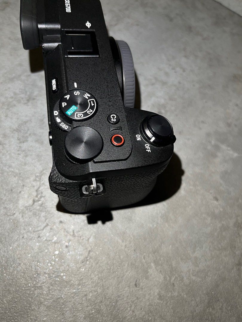 mint sony a6700