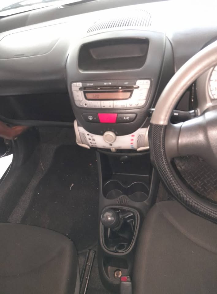 2013 TOYOTA AYGO 1.0 MANUAL