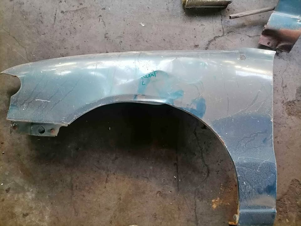 1998 Hyundai Accent LHS Fender - Private Seller 1998 Hyundai Accent LHS Fender - Private Seller