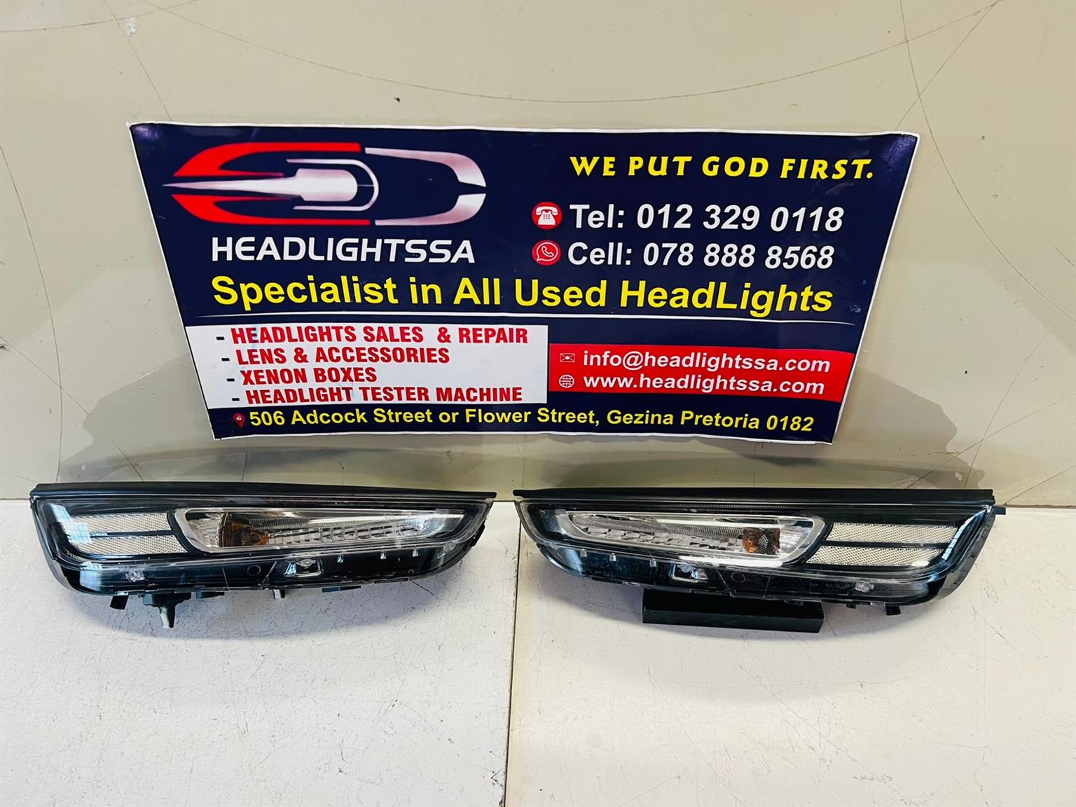 Hyundai Venue left and right side daylight running light (2018) - Private Seller Hyundai Venue left and right side daylight running light (2018) - Private Seller