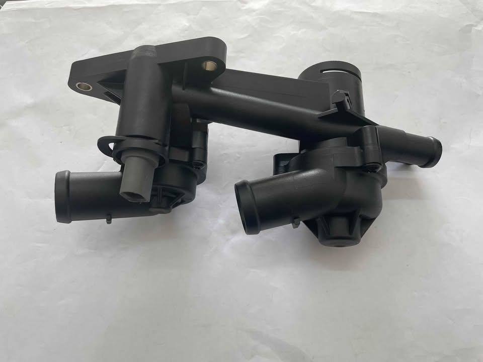 VW Polo WATER COOLANT FLANGE - Private Seller