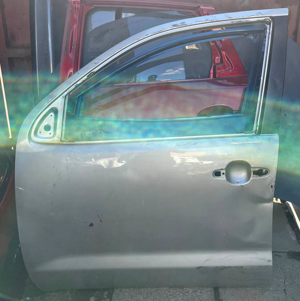 Toyota Hilux D4D door - Private Seller Toyota Hilux D4D door - Private Seller