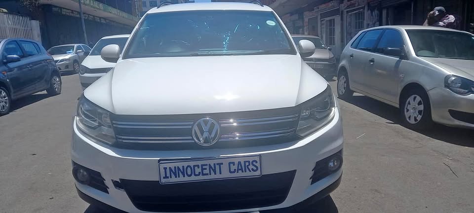 2013 VW TIGAUN 2.0 TDI DIESEL, MANUAL, WHITE COLOR, MILEAGE 98000KM 2013 VW TIGAUN 2.0 TDI DIESEL, MANUAL, WHITE COLOR, MILEAGE 98000KM