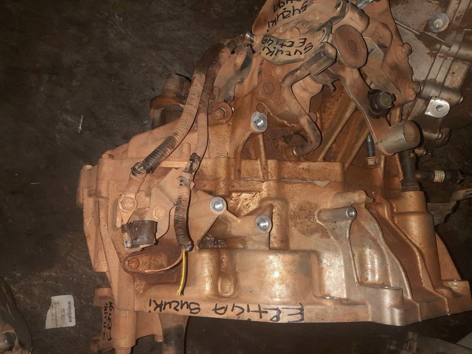 SUZUKI ETIGA GEARBOX AVAILABLE - Private Seller SUZUKI ETIGA GEARBOX AVAILABLE - Private Seller