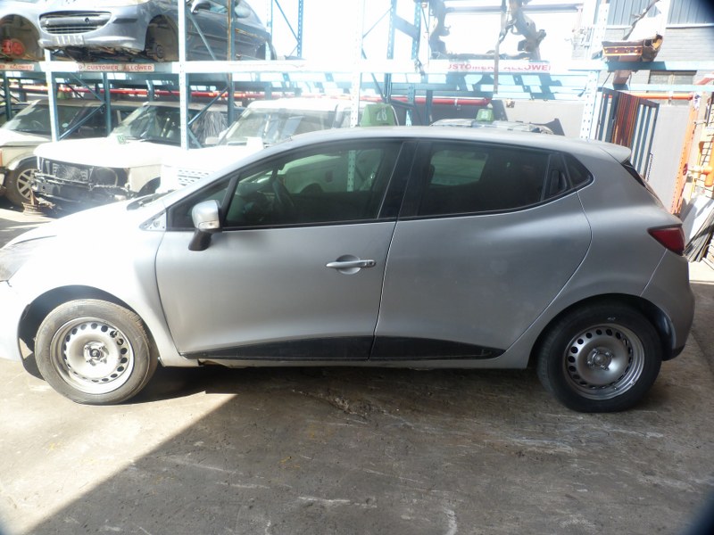 Renault Clio IV 1.2 Authentique Manual Silver - 2014 STRIPPING FOR SPARES - Private Seller Renault Clio IV 1.2 Authentique Manual Silver - 2014 STRIPPING FOR SPARES - Private Seller