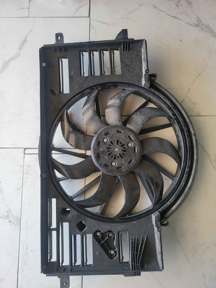 Ford ranger t9 fan for sale - Private Seller Ford ranger t9 fan for sale - Private Seller
