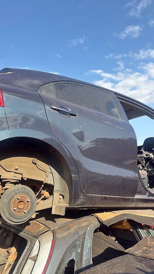 Kia Rio 2015 right rear drivers rear door - Private Seller Kia Rio 2015 right rear drivers rear door - Private Seller