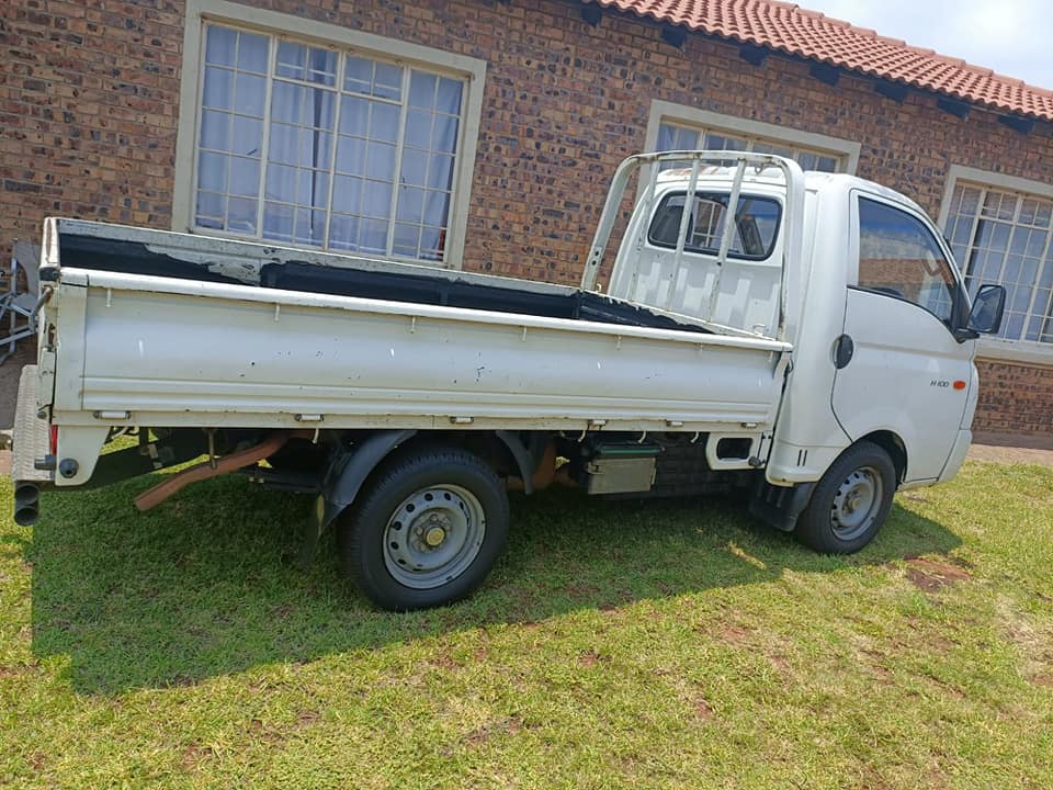 Hyundai H100