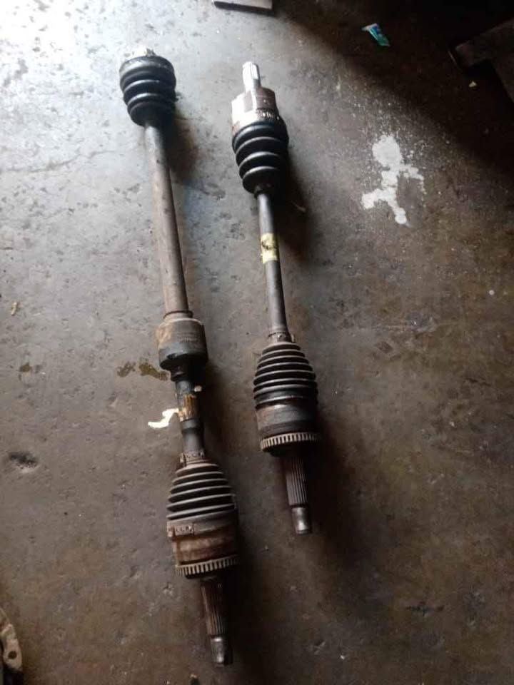 Hyundai Accent automatic CV joints both side - Private Seller Hyundai Accent automatic CV joints both side - Private Seller