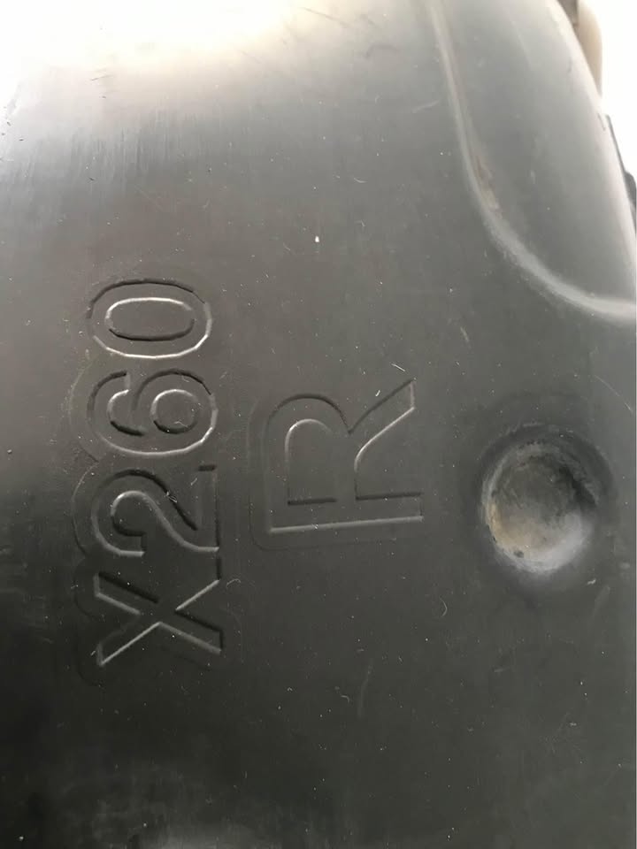 2018 Jaguar XF x260 right front fender liner for sale in a very good condition. - Private Seller 2018 Jaguar XF x260 right front fender liner for sale in a very good condition. - Private Seller