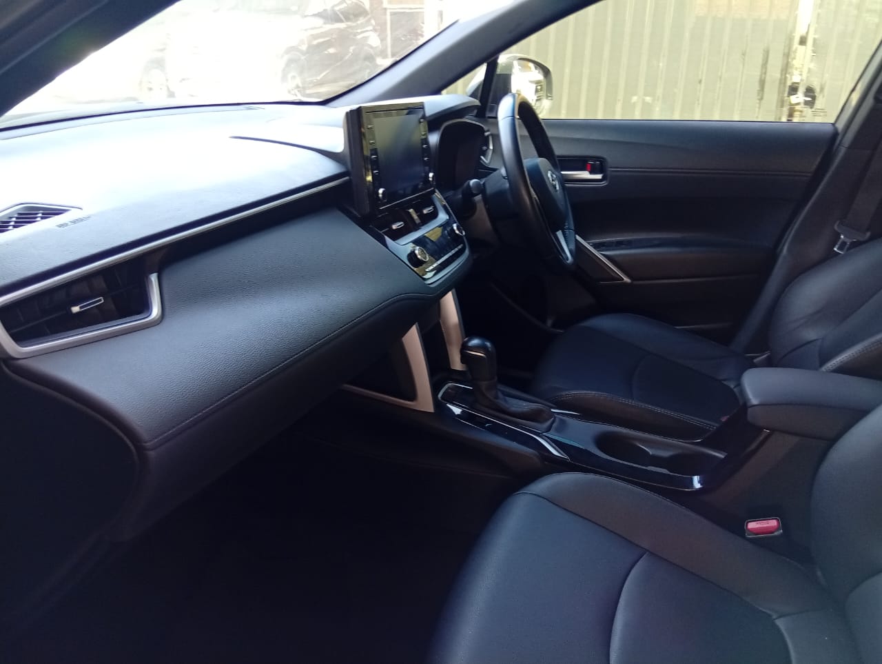 2022 Toyota Corolla Cross Family Car 1.8 XS Auto SUV Automatic 31,000km Leather