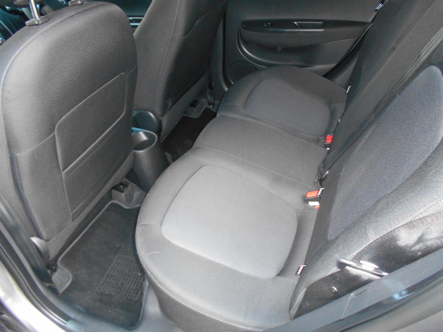 Used 2013 Hyundai i20 1.4 Fluid - Private Seller Used 2013 Hyundai i20 1.4 Fluid - Private Seller