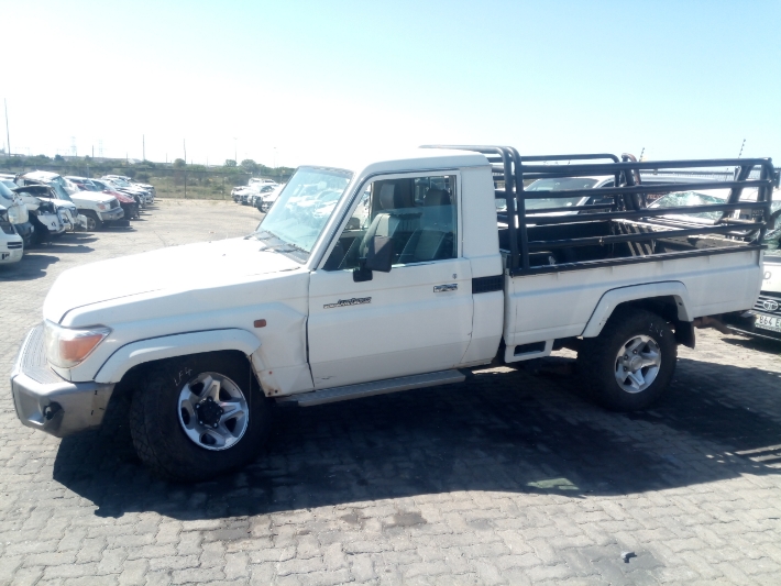 Used 2018 Toyota Land Cruiser 79 4.2D single cab 60th Edition - Private Seller Used 2018 Toyota Land Cruiser 79 4.2D single cab 60th Edition - Private Seller
