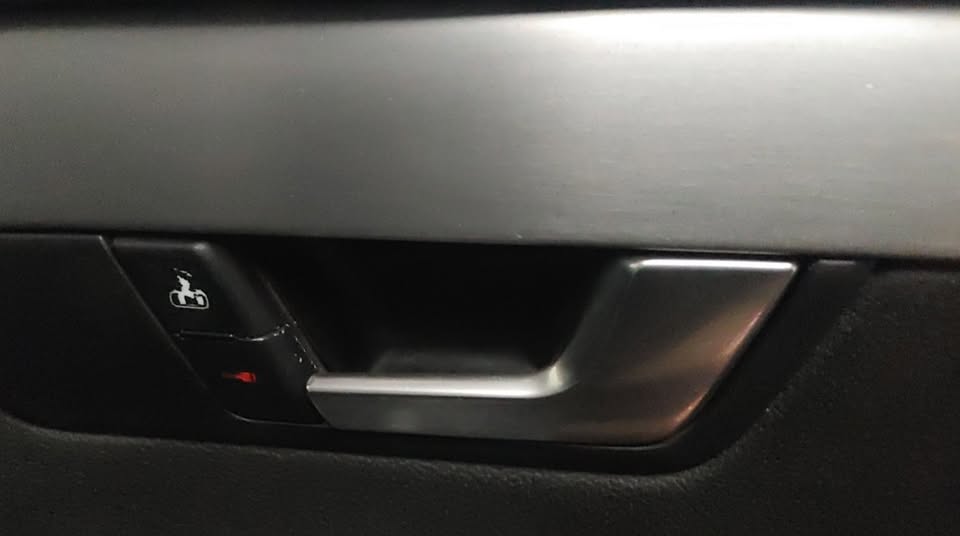 Audi A4 inner driver door handle - Private Seller Audi A4 inner driver door handle - Private Seller
