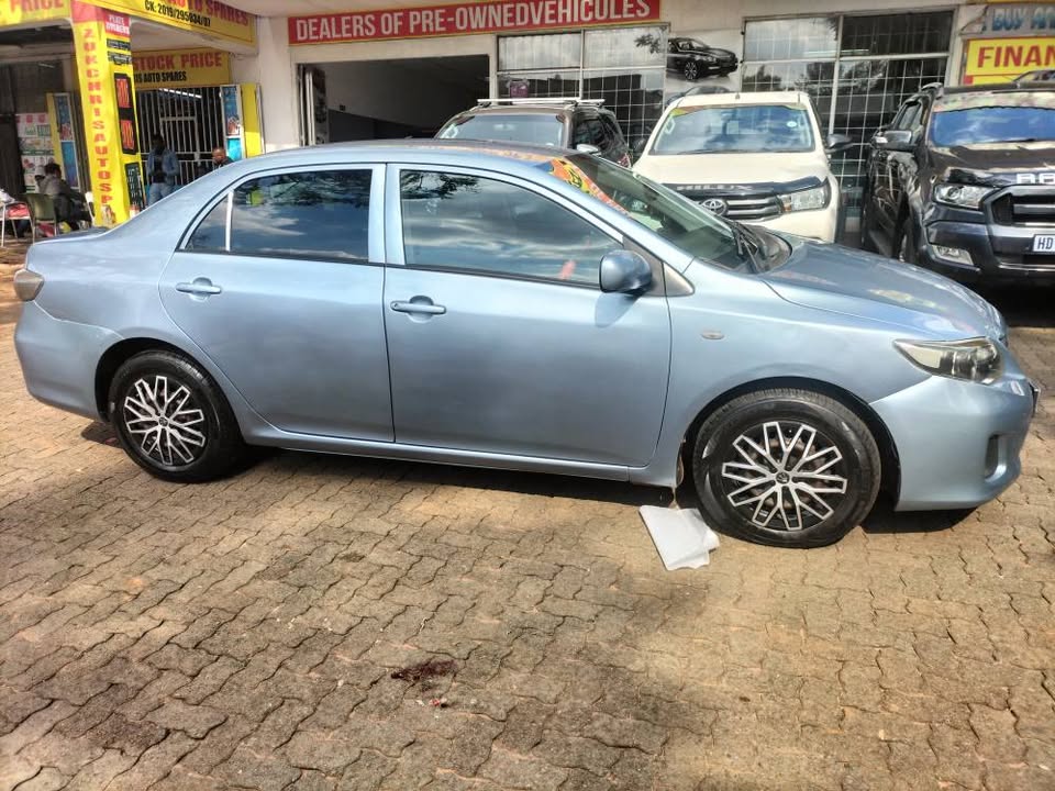 2017 TOYOTA COROLLA QUEST 1.6 AUTOMATIC PETROL BLUE COLOUR LEATHER SEATS