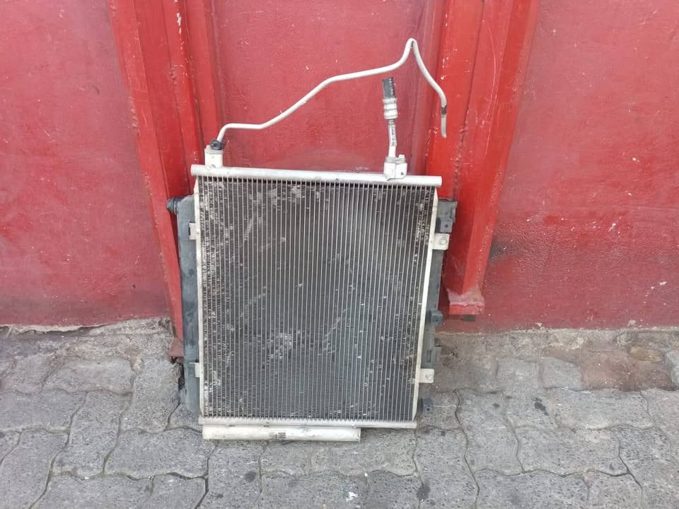 Renault Kiger Radiator set - Private Seller Renault Kiger Radiator set - Private Seller