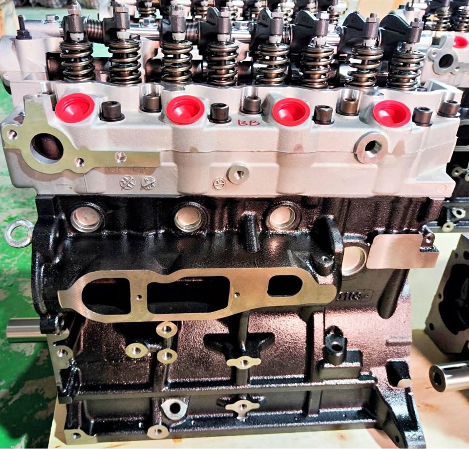 Hyundai H100 2.6 Diesel Engine (D4BB) Brand New - Head & Block - Private Seller Hyundai H100 2.6 Diesel Engine (D4BB) Brand New - Head & Block - Private Seller