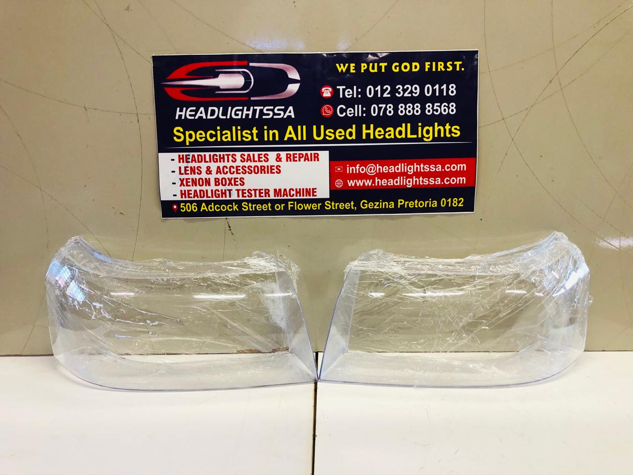 Range Rover Freelander 2 left and right side headlight replacement lens - Private Seller Range Rover Freelander 2 left and right side headlight replacement lens - Private Seller